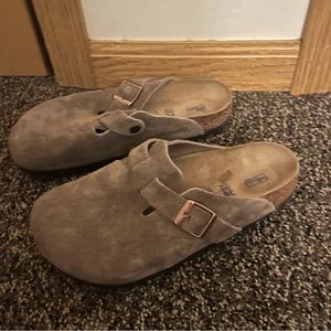 Birkenstock Boston Size 38 Soft Footbed Taupe Suede Slip On Shoes New No Box